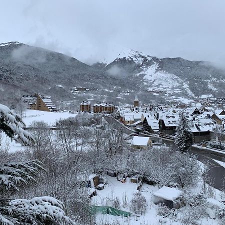 Homenfun Baqueira Beret, Betren-Vielha 外观 照片